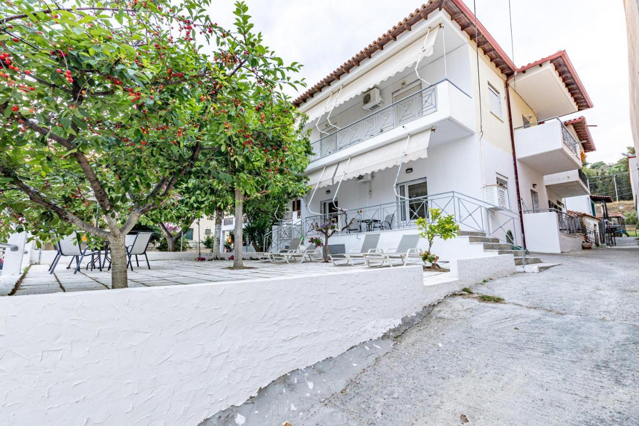 Skioni Apartments ネア・スキオニ エクステリア 写真